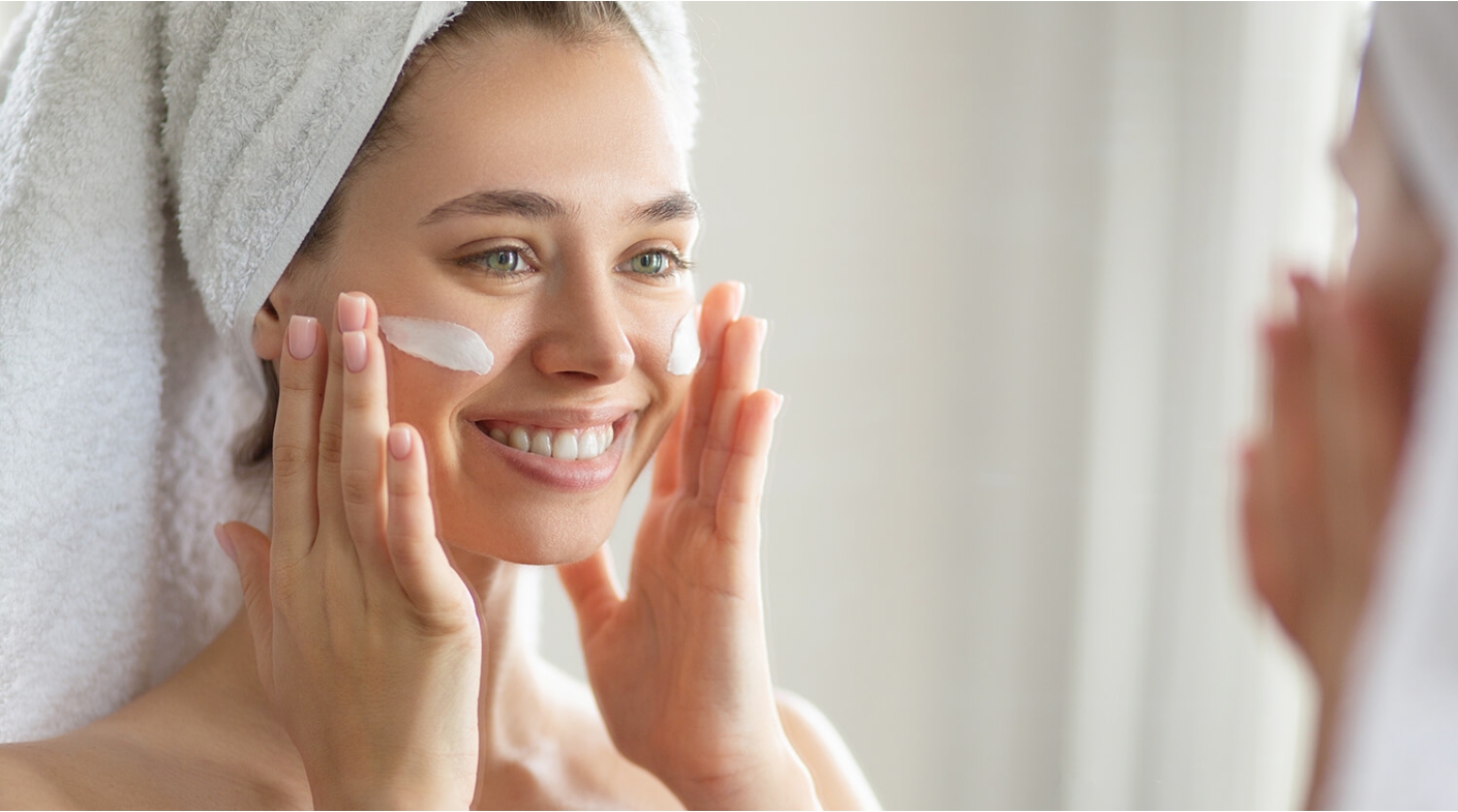 Automassaggio Viso: rendi più efficace la tua Skincare